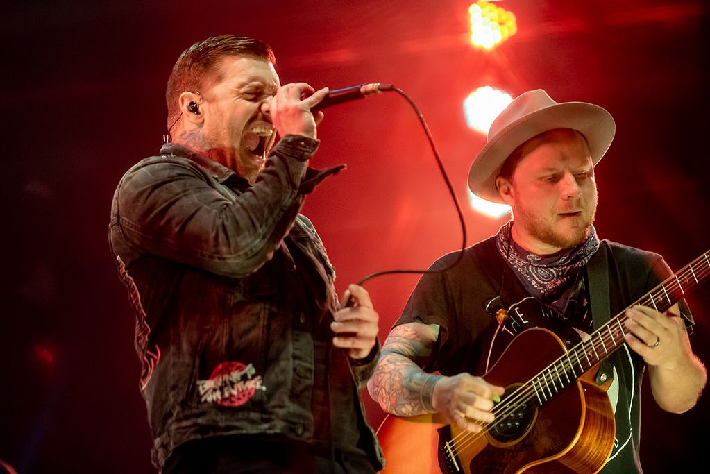 Smith & Myers of Shinedown live at Old School Square Delray, Florida. Photography by Julia Rose Photo.