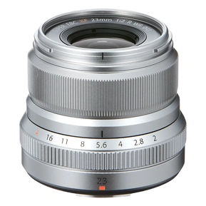 The XF23mm F2 R WR is a compact wide-angle lens with advanced image resolution, capable of drawing out the full performance of Fujifilm’s proprietary X-Trans CMOS sensor.