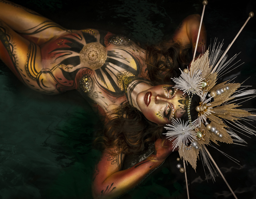 body paint
body painting
handmade crown
Scarlett queen body painting
Gaby Saliba Photography
Model maja duncan
