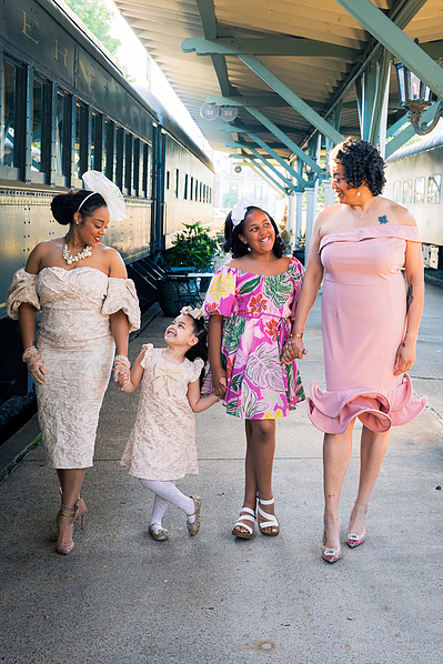 Mother's Day Session Anh Bao Tran-Le Portrait Photography at Hotel Chalet and Choo Choo Chattanooga