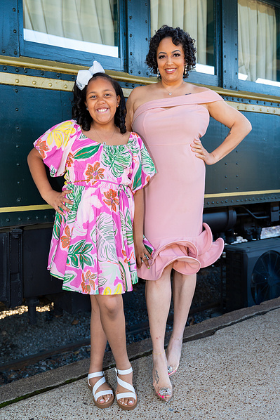 Mother's Day Session Anh Bao Tran-Le Portrait Photography at Hotel Chalet and Choo Choo Chattanooga