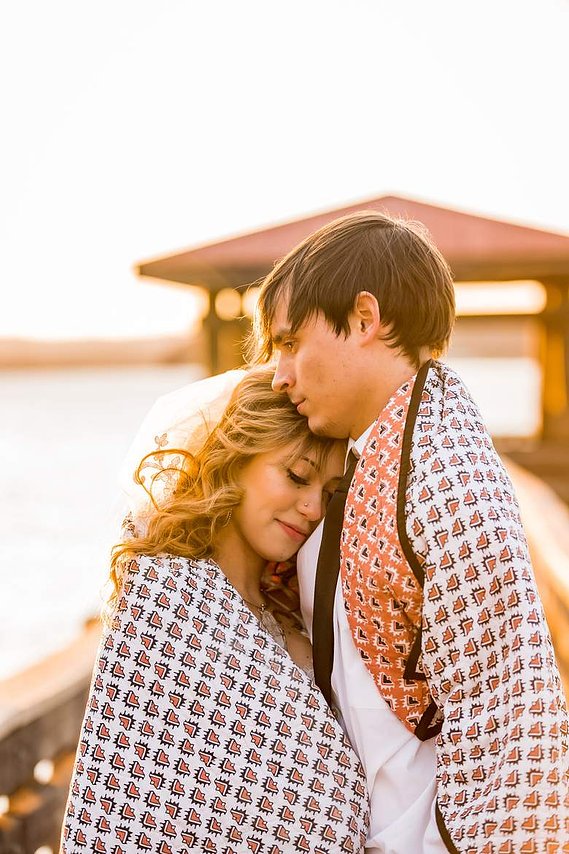 Wedding photography by Anh Bao Tran-Le Photography in Chattanooga, Tennessee (TN). Shoot at Booker T. Washington 