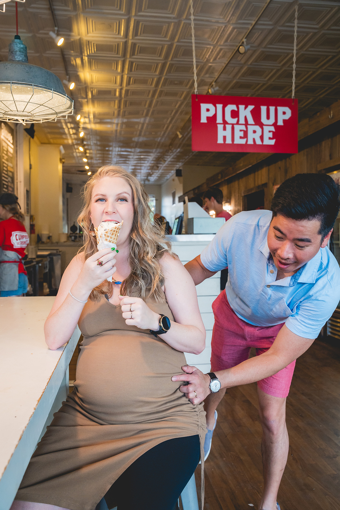 Ice cream themed Maternity Photography in Chattanooga