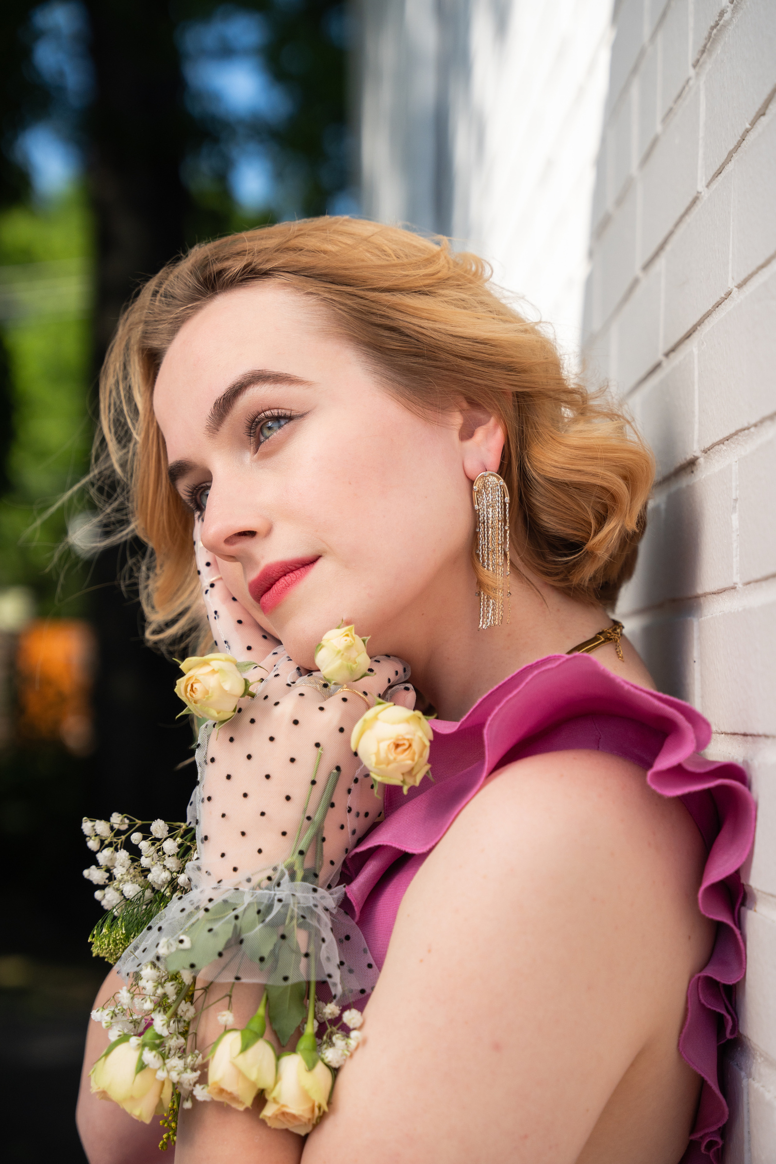 Female model with flowers, Chattanooga, TN Photographer, book your portrait session today!