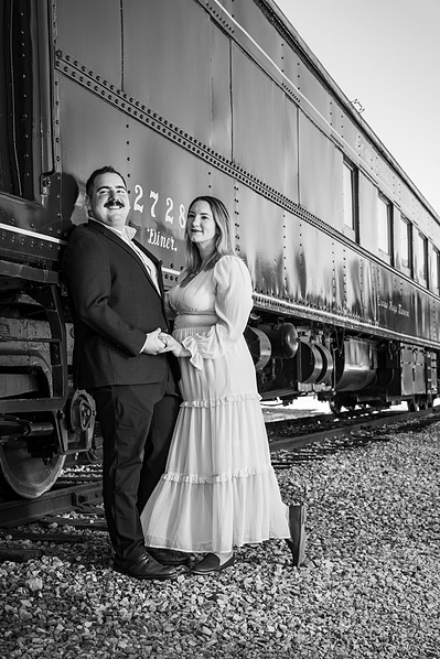 Engagement portrait photography at Tennessee Valley Railroad Museum