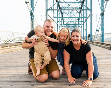 Walnut Street Bridge Family Portrait Photography