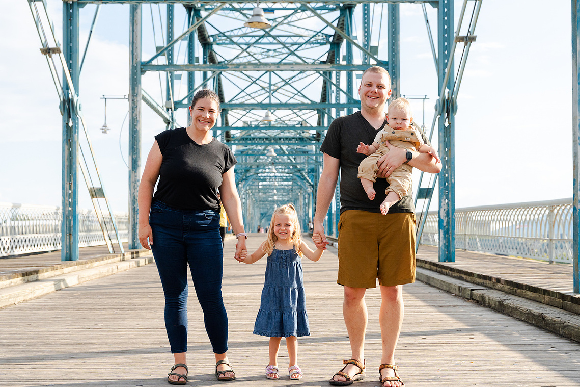 Walnut Street Bridge Family Portrait Photography