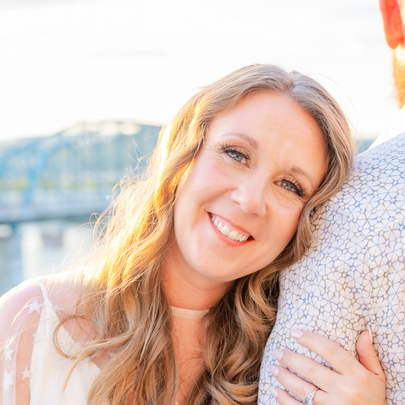 Engagement Portraits at Hunter Museum Chattanooga, Tennessee 