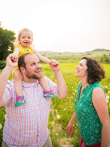 Family photography by Anh Bao Tran-Le Photography in Madison, Wisconsin (WI)