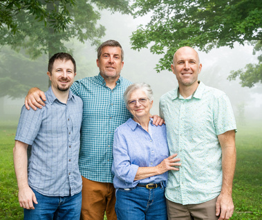 Family mom and sons portraits Chattanooga, TN