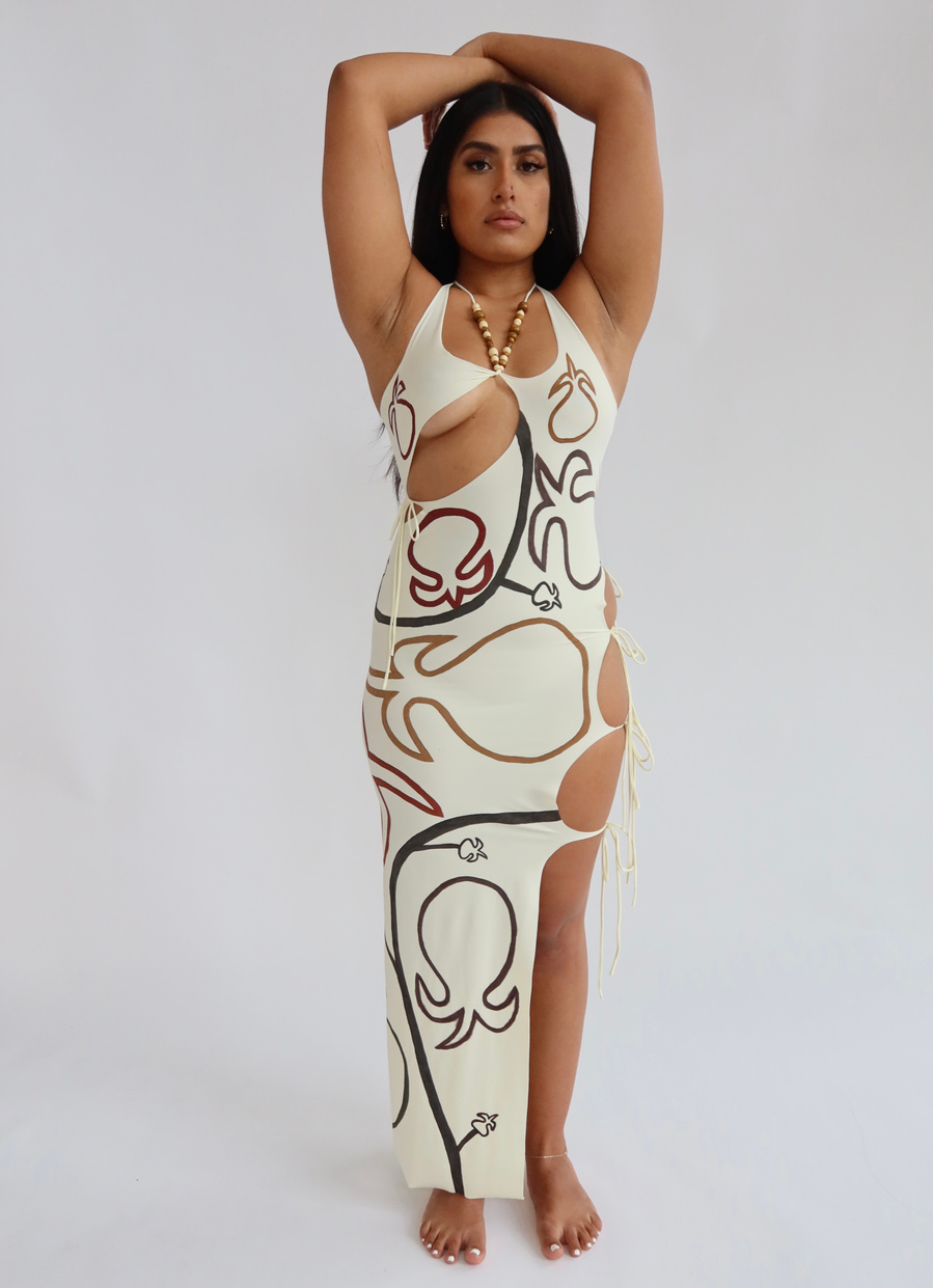 ‘Autumn Tulips’ dress painted by artist Torin Ashtun.