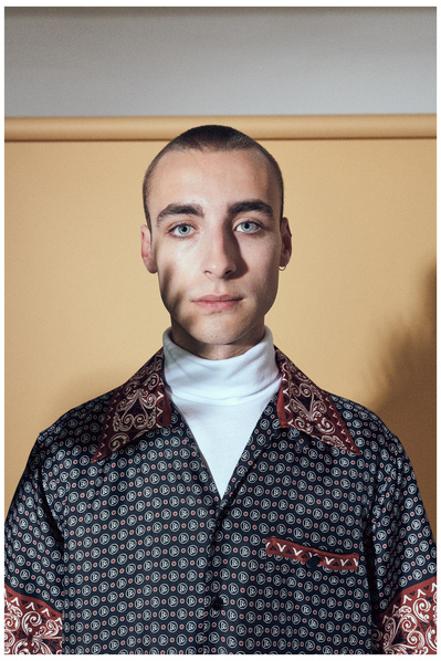 guy-shaved-head-shadow-shot-by-matthew-stansfield