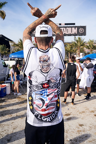sportsfan-guy-game-shot-by-matthew-stansfield