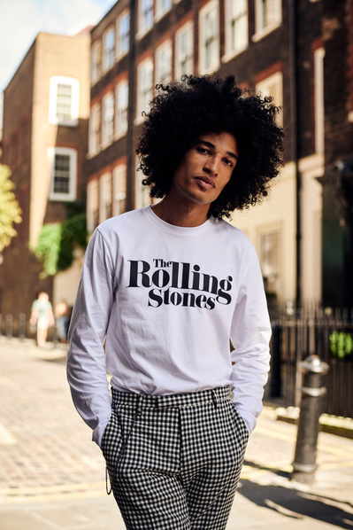 guy-street-walking-london-afro-rolling-stones-photography-by-matthew-stansfield