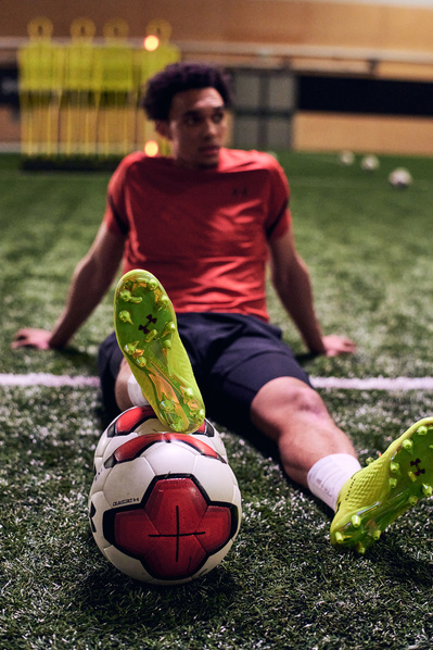 trent-alexander-arnold-resting-football-shot-by-matthew-stansfield