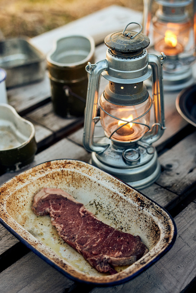 dinner-isle-of-skye-steak-lamp-photography-by-matthew-stansfield
