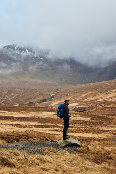 man-standing-rock-isle-of-skye-photography-by-matthew-stansfield
