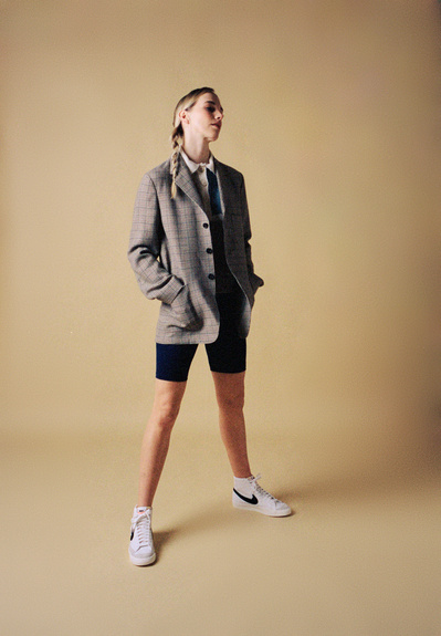 portrait-girl-tweed-retro-jacket-studio-photography-by-matthew-stansfield