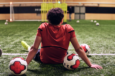 trent-alexander-arnold-football-resting-shot-by-matthew-stansfield