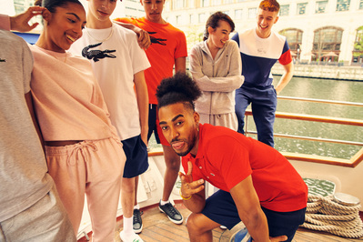 group-friends-lacoste-fun-boat-shot-by-matthew-stansfield
