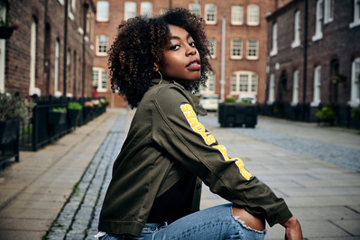 portrait-girl-crouching-rolling-stones-photography-by-matthew-stansfield