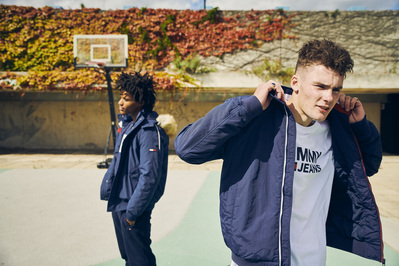 guys-basketball-court-autumn-leaves-shot-by-matthew-stansfield