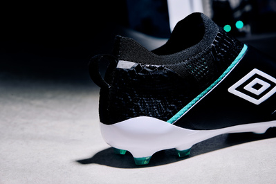 detail-football-boot-umbro-medusae-shot-by-matthew-stansfield