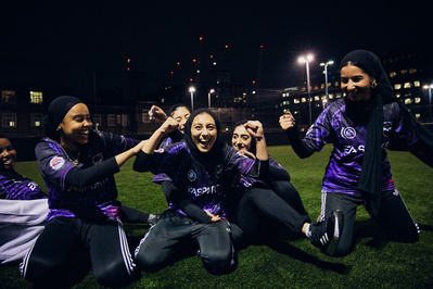 muslim-girls-night-footballers-hijabs-celebrating-shot-by-matthew-stansfield