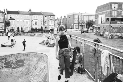 girl-skater-skateboard-skatepark-shot-by-matthew-stansfield