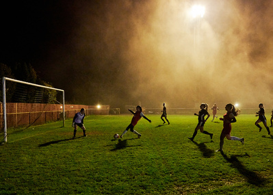 under-armour-girls-game-football-night-pitch-photo-by-matthew-stansfield