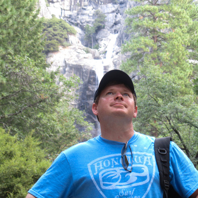 looking up in Yosemite national park
Uniquely Created Photography wedding photographer based in Columbus, Ohio. 