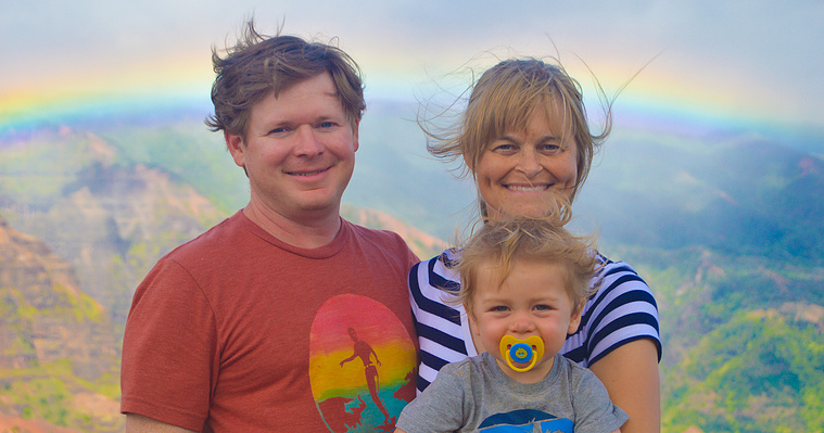 Uniquely Created Photography wedding photographer based in Columbus, Ohio.  Family portrait
