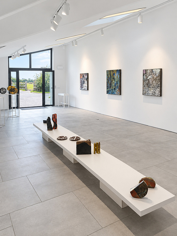 View Tony Plant’s selected exhibitions and projects