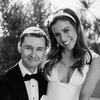 Timeless black and white bride and groom wedding photography, captured by Abigail Gorden Photography. Classic, elegant, and full of love.