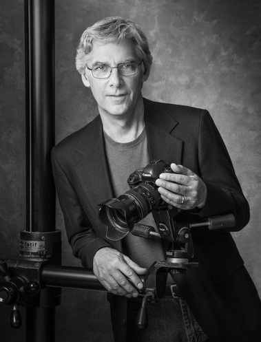 Portrait of photographer Kirkman Amyx in his studio.