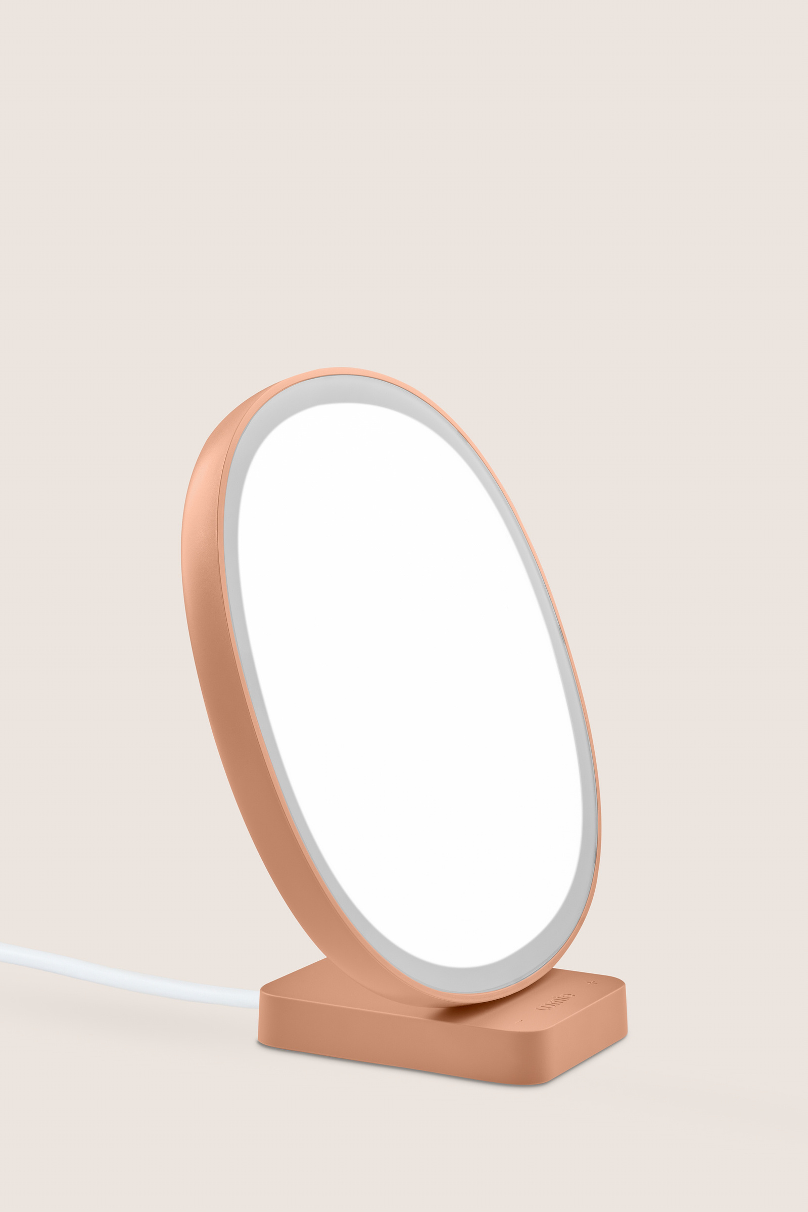 A product shot of a lamp on a clean backdrop. 