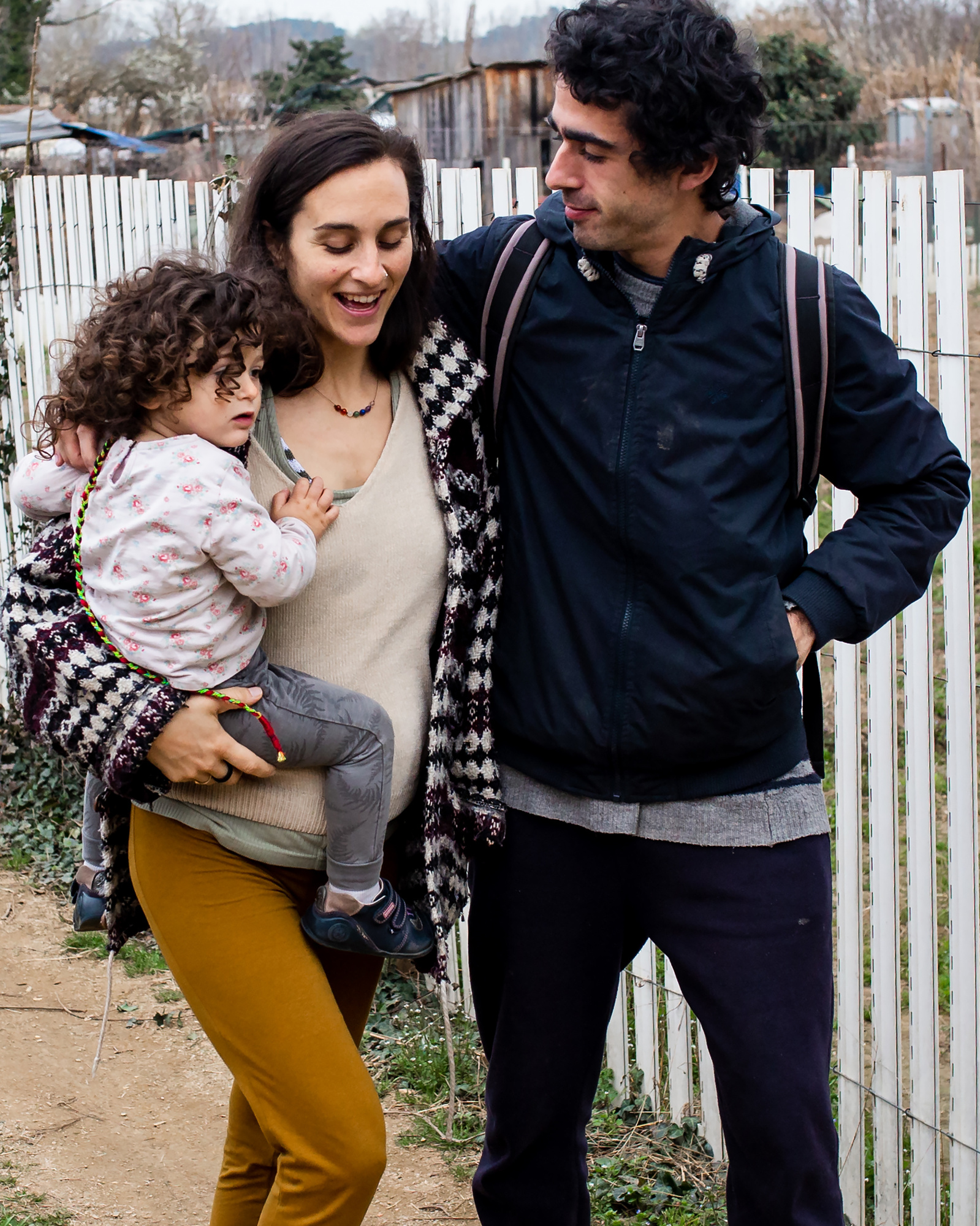 retrato de familia, girona ciudad, manuela franjou fotografía de familia.