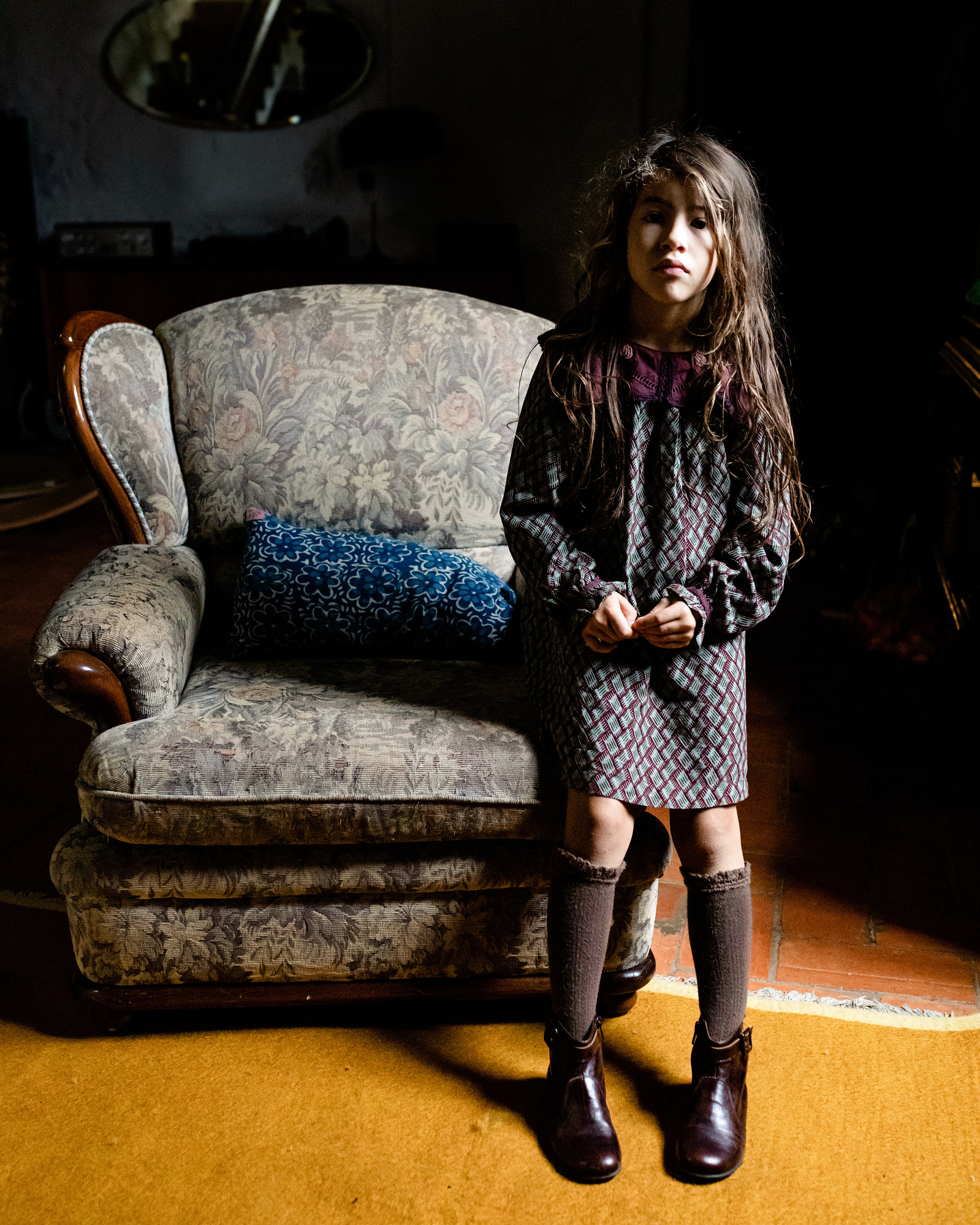 niños jugando en el salón. fotografia para marca de zapatos y alfombras. 
Manuela Franjou fashion and branding photography