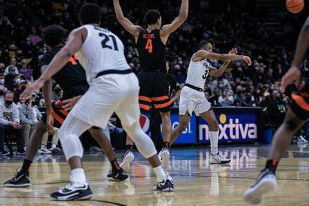 Sophomore guard Keeshawn Barthelemy (3) passes the ball during the game against Oregon State on Satruday, Feb. 5th, 2022. (Io Hartman&#x2F;CU Independent)
