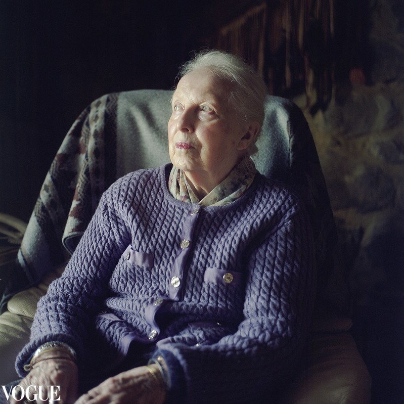 portrait photo vieille dame dans la lumière photovogue