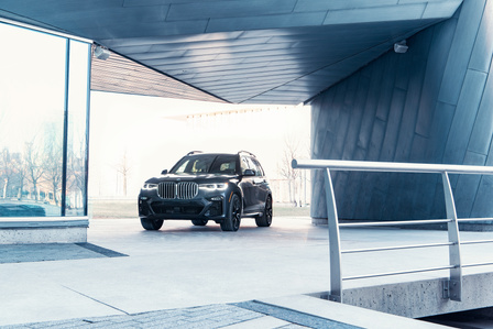 BMW X7 SUV in downtown Toronto, Ontario, Canada by automotive photographer Theron Lane