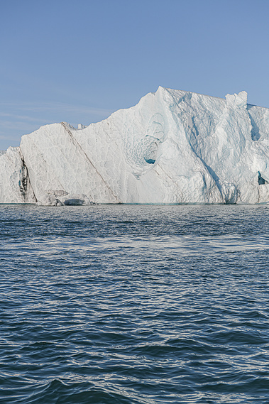 Jökulsárlón Glacier Lagoon. Blocks of ice break off Breiðamerkurjökull, a glacier on the south side of Vatnajökull. Blocks of ice, in various shapes and sizes, can be seen floating on the lagoon: the lagoon is 250 meters deep, the deepest lake in Iceland.