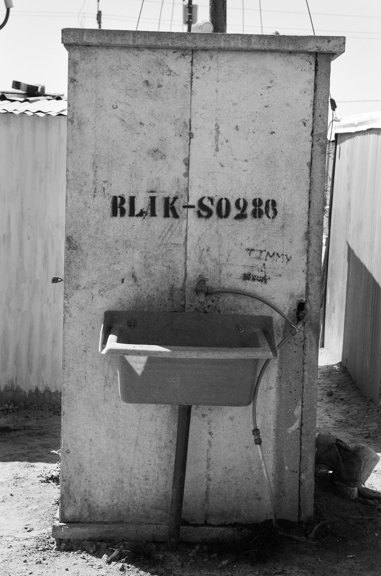 photojournalism, photojournalist, news photograph, news, Africa, South Africa, Cape Town, Blikkiesdorp, informal settlement, township