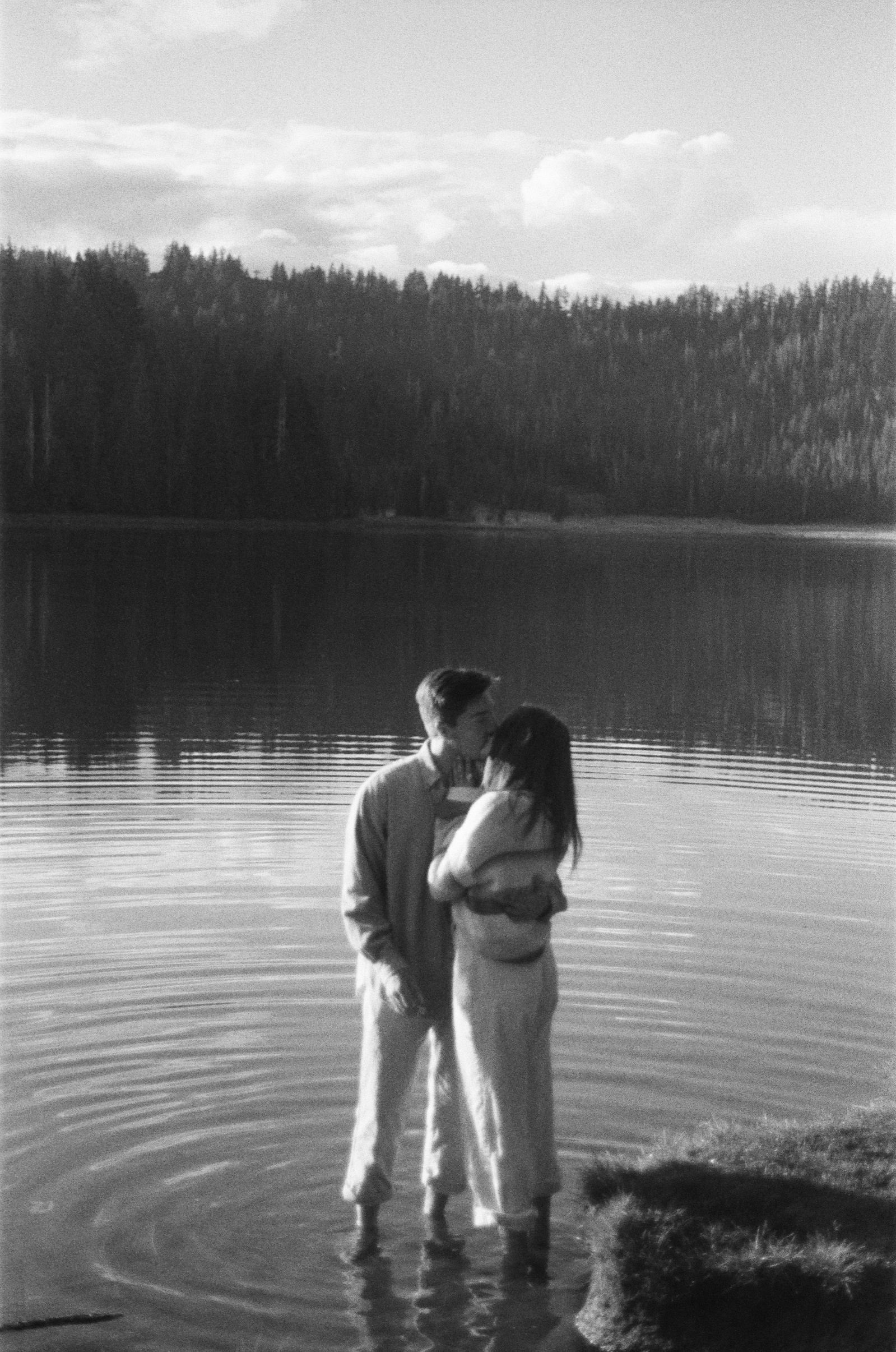 Engagement photo session in Bend Oregon