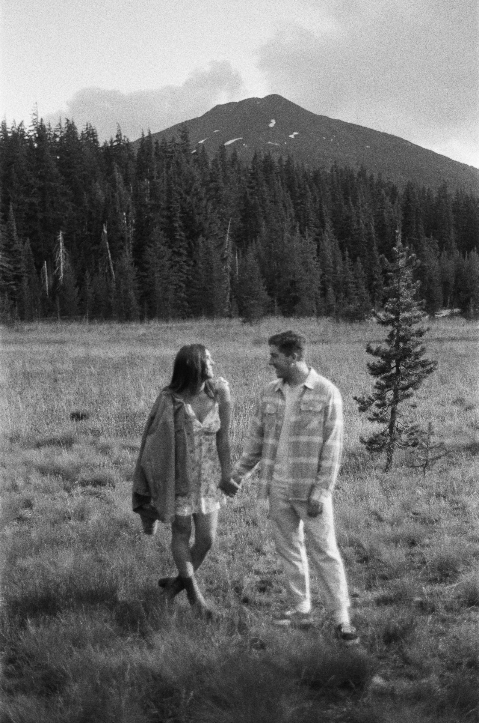 Bend Oregon engagement session at Todd Lake