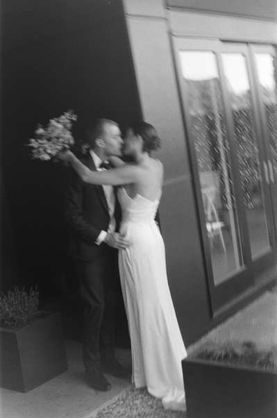 blurry photo of bride and groom at their Bend Oregon wedding