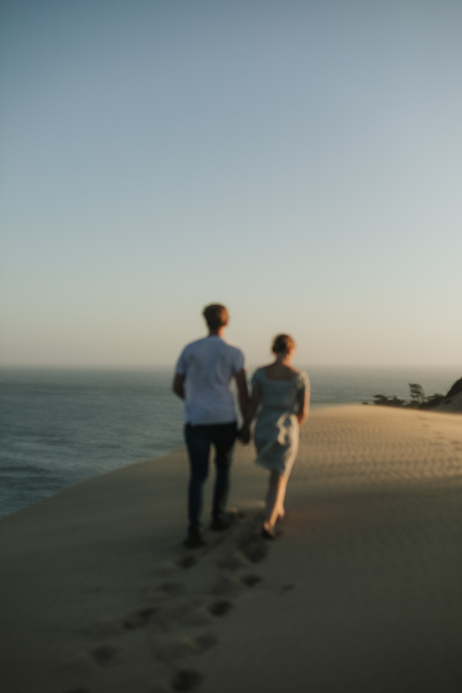 Oregon Coast Engagement Photos At Cape Kiwanda 