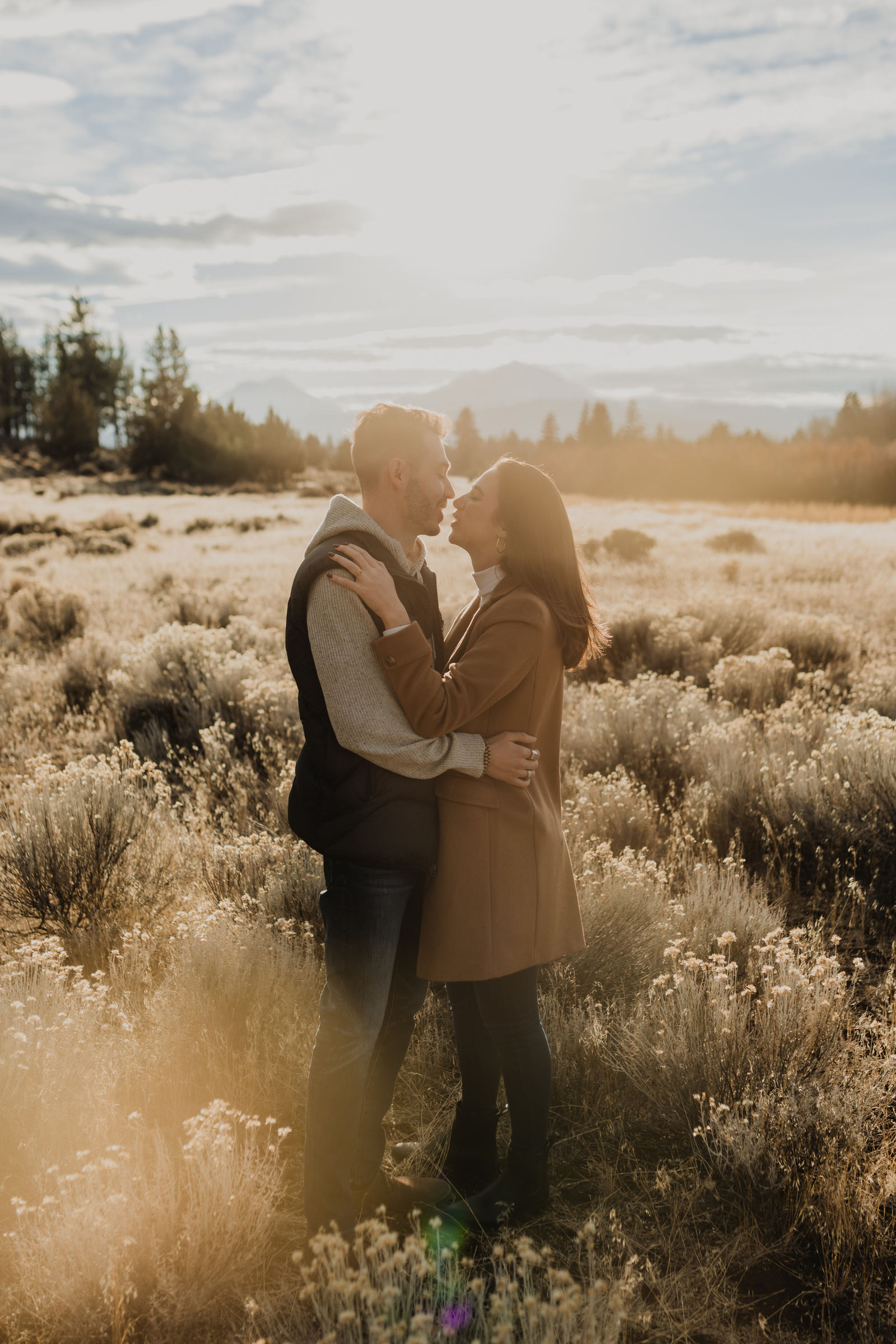 Engagement photo session in Bend, Oregon