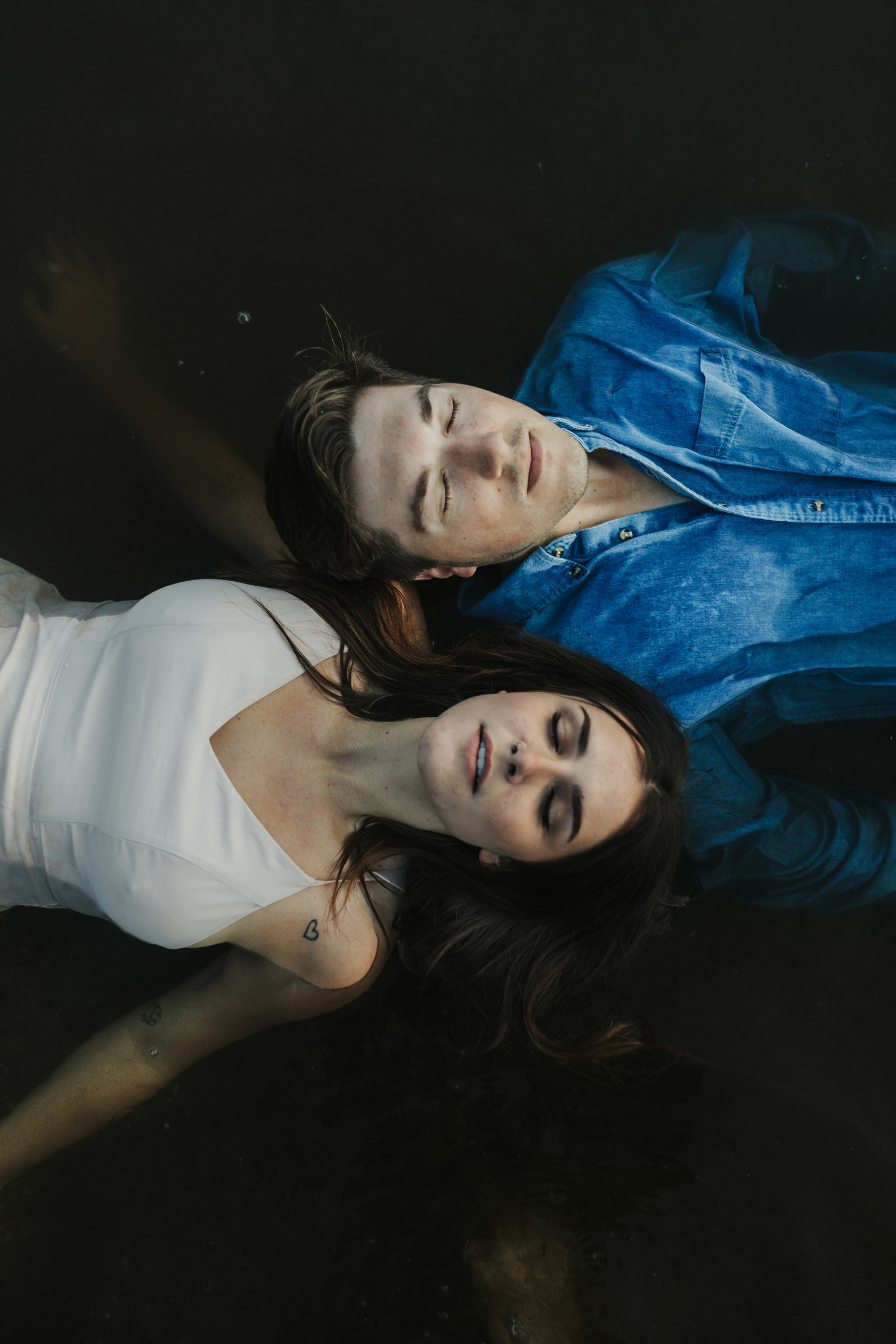 Bend Oregon engagement session at Todd Lake