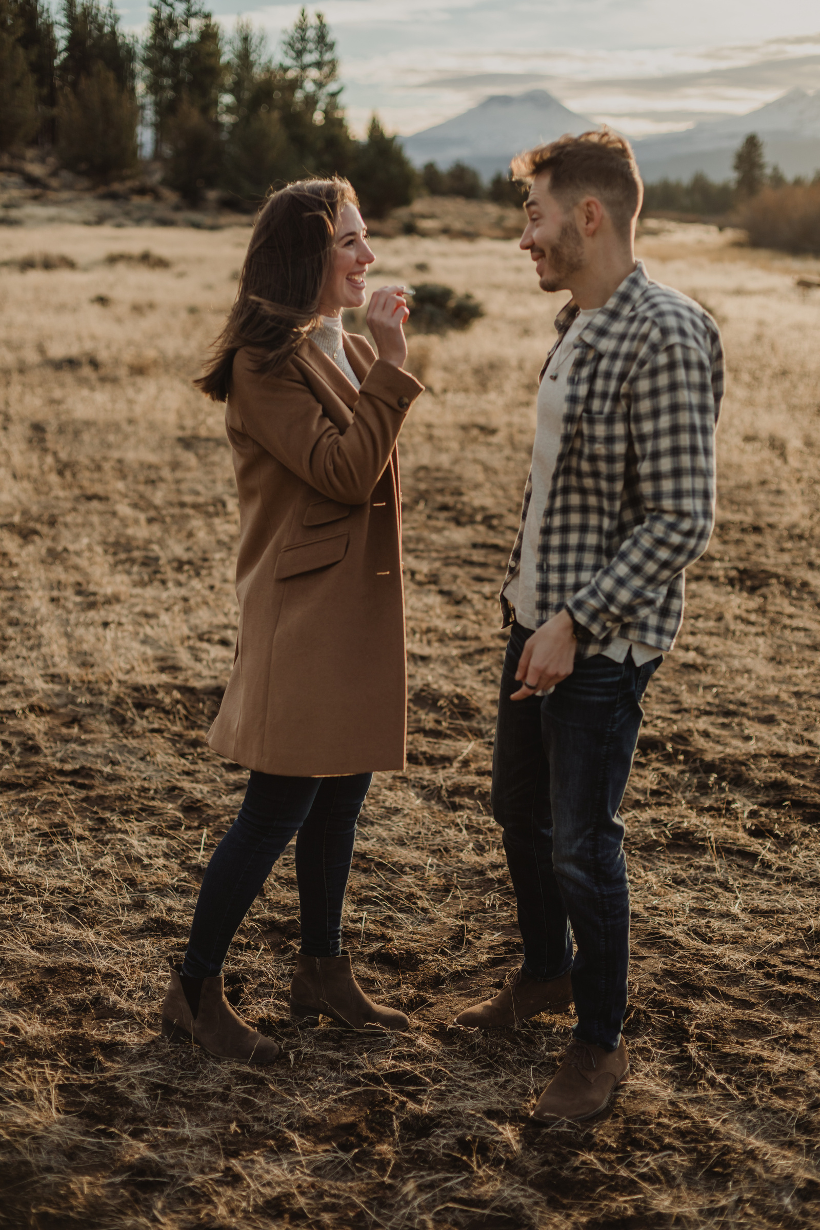 Engagement photo session in Bend, Oregon